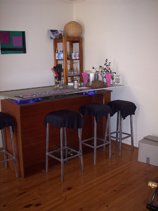 Dining (2006-02-08)