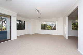 Living Room (2015-03-03)