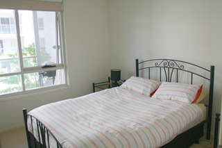 Bedroom 1 (2015-11-02)