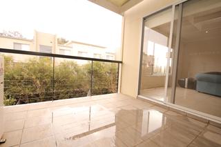 Balcony (2014-03-27)