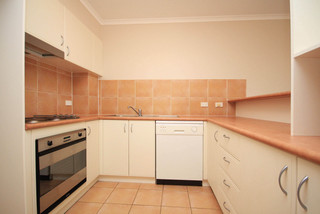 Kitchen (2010-05-13)