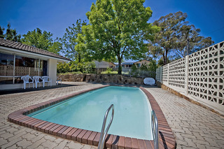 Pool (2009-11-12)