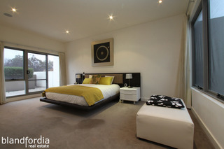 Bedroom 1 (2015-07-24)
