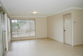 Family room (2005-06-22)