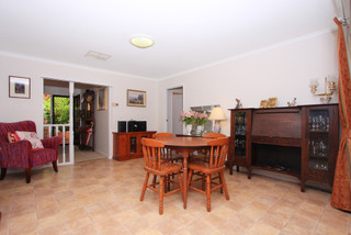Family Room (2013-11-01)
