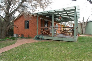 Backyard (2006-08-11)