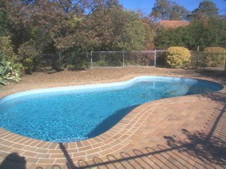Pool (2004-04-23)