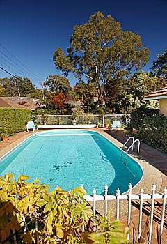 Pool (2004-05-14)