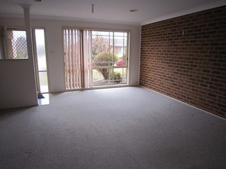 Lounge Room (2015-12-21)