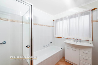Bathroom (2016-08-25)