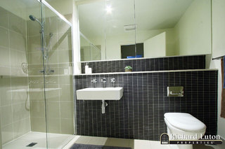 Ensuite (2008-10-09)