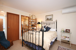 Bed 1 (2009-02-25)