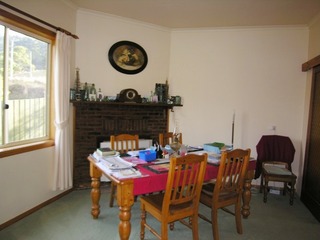 (2012-06-10)