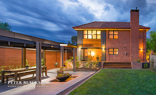 Side entertaining area (2015-10-22)