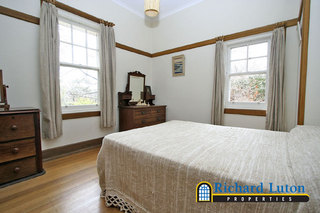 Bed 1 (2005-09-21)