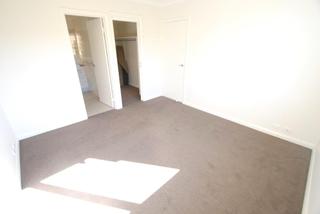 Bedroom 1 (2015-05-15)