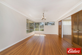 Living Room (2014-10-02)