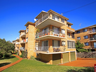 Main Photo (2014-07-11)