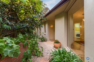 Side of House (2015-03-17)