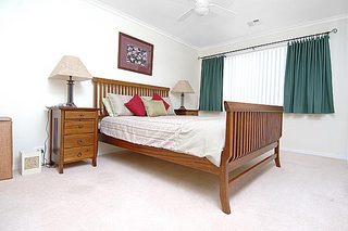 Bed 1 (2005-07-08)