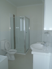 Bathroom (2014-11-24)