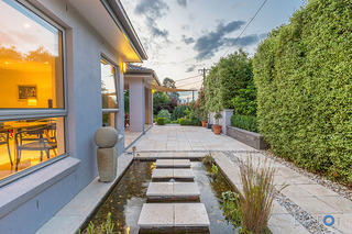 Outdoor Entertaining (2015-11-11)