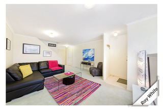 Lounge Room (2013-08-12)