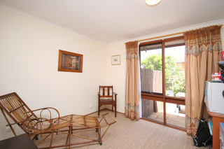 Bed 2 (2009-02-25)
