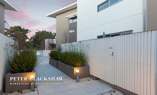 Courtyard (2012-11-14)