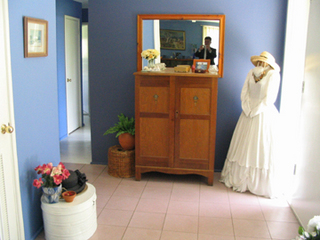 Entrance (2003-11-24)