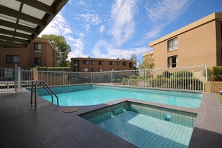 Pool (2016-03-03)